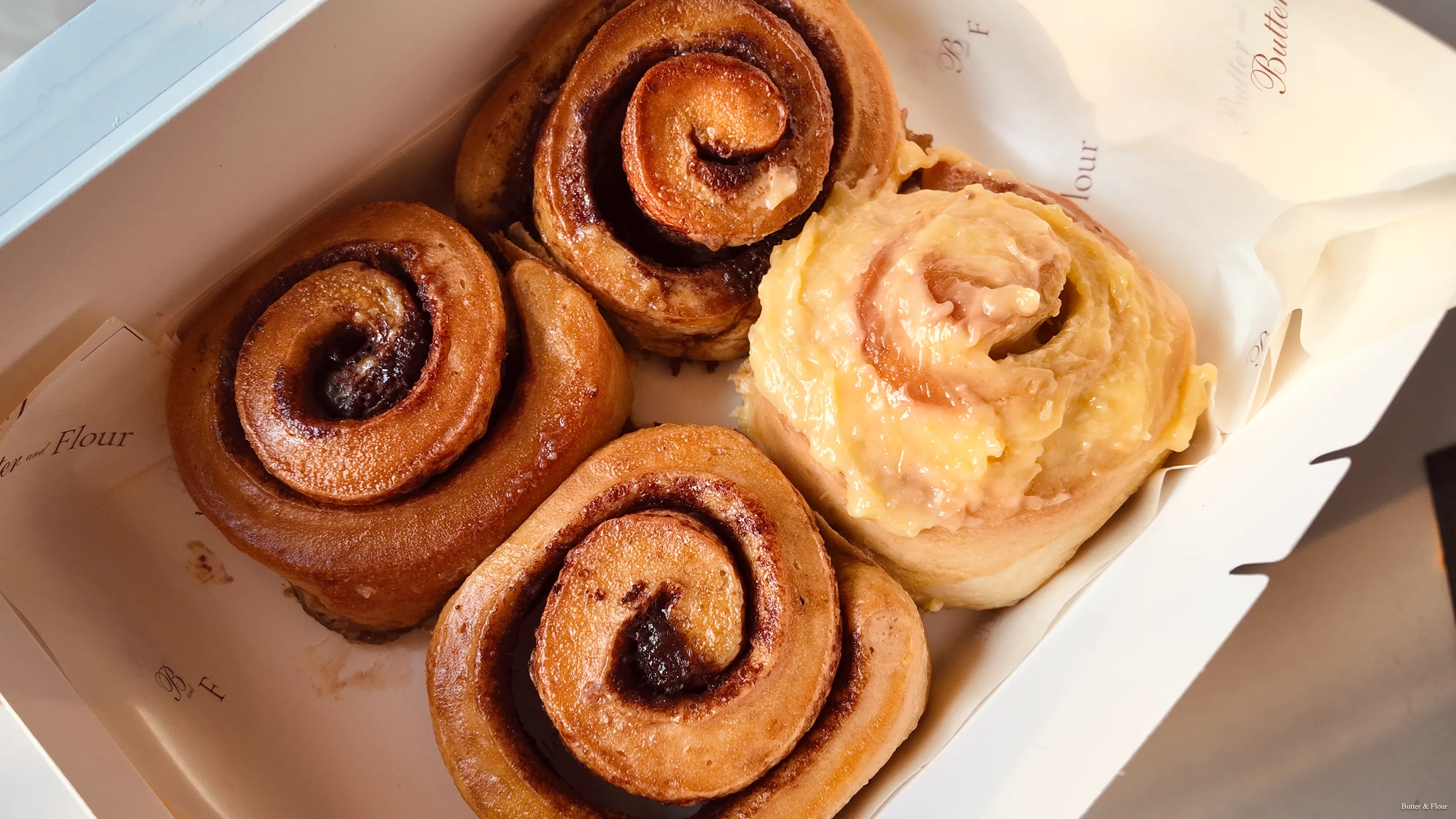 Lemon rolls with lemon curd — Butter and Flour HCMC